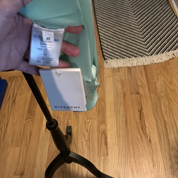 Givenchy silk blouse - Picture 4 of 4